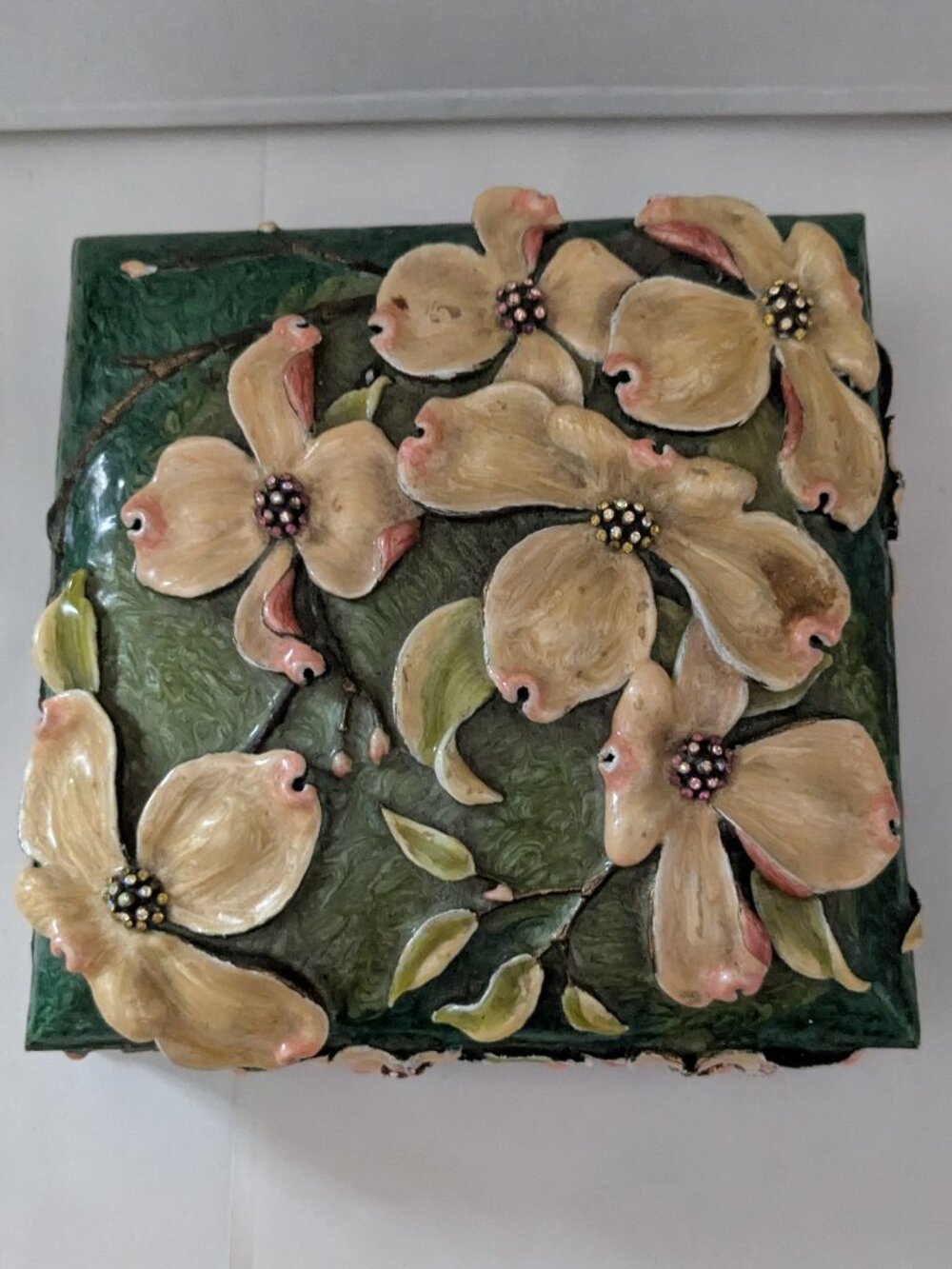 JAY STRONGWATER Enameled Dogwood Flower Swarovski Crystal Trinket Box